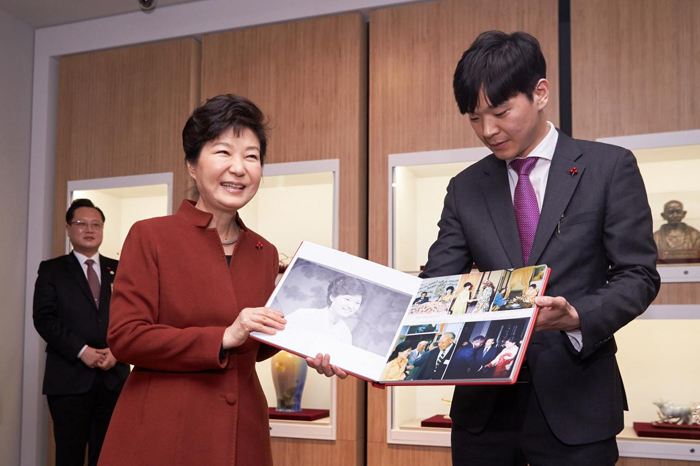 韓国人 大韓民国・海外公報館 韓国政府刊行物 非売品 希少貴重な